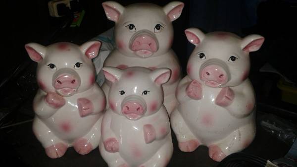 very large pig collection 200 (Columbus, Phenix City)