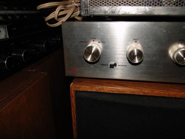 VINTAGE  ACOUSTIC RESEARCH ARAMP