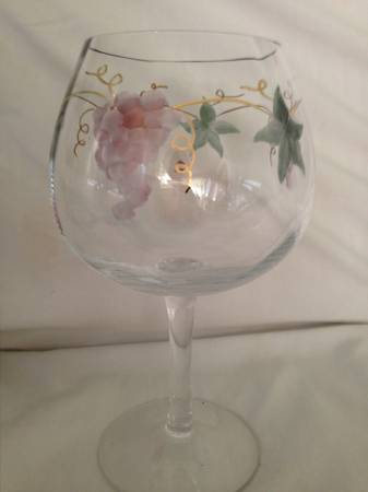Vintage Crystal Balloon Wine Glasses. 6