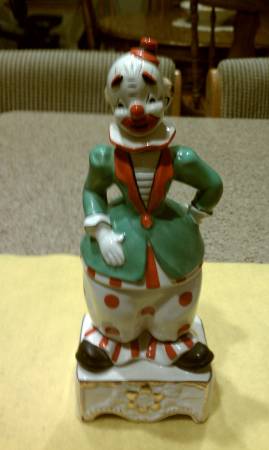 Vintage Royal Sealy Clown Musical Whiskey Bottle Music Box Decanter