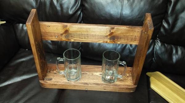 Wall hanging wine or glass rack