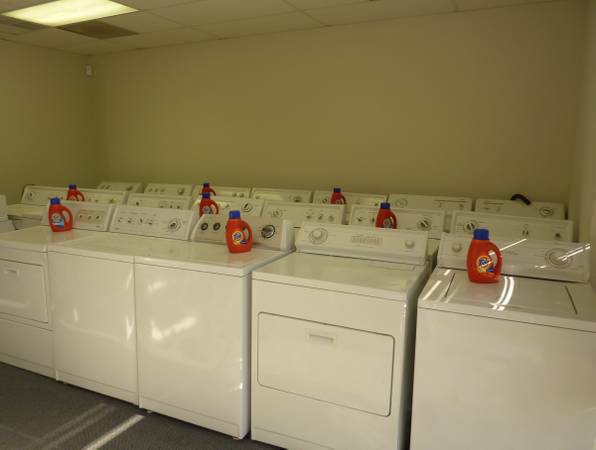 Washer Dryer RefrigeratorStoveLike New Free Delivery 1Yr Warranty