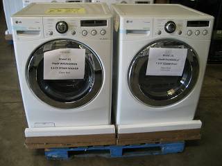 WE ARE FAINENCING 0 NOW BRAND NEW LG WM2650HWA washer and dryer SAVE HUNDRE