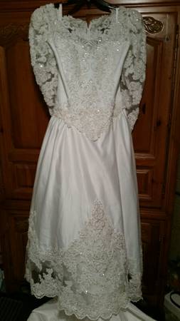 wedding dress white size 20 (brooklyn)