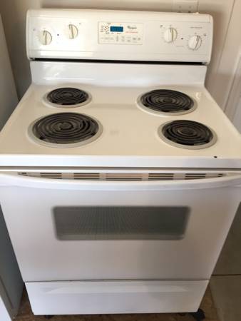 Whirlpool Oven (Self Cleaning)