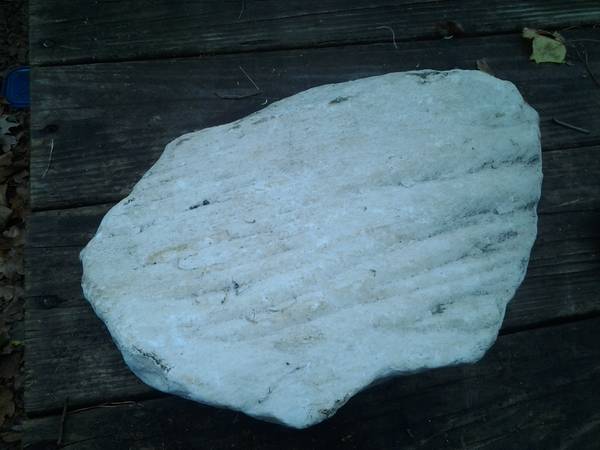 WHITE rocks for fish tanks 5ea (Holbrook)