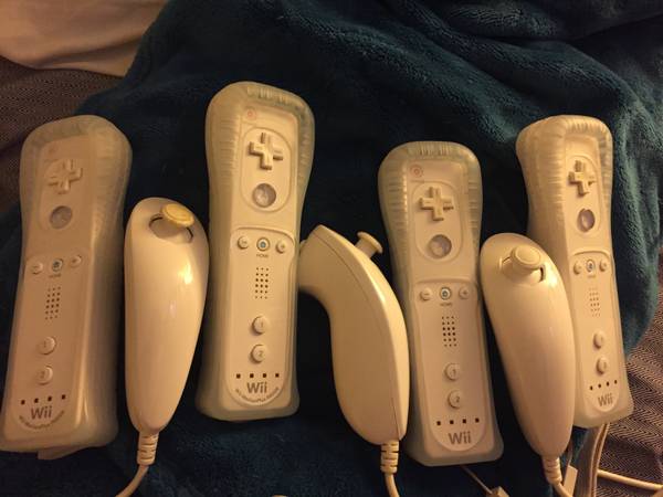 Wii remote, Wii remote plus, Wii nunchuck
