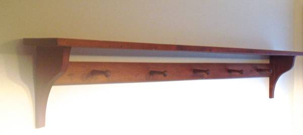 Wooden coat and hat rack with shelf