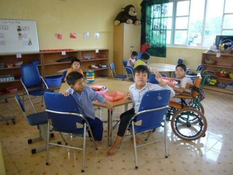 Working with disabled children in a Rehabilitation Centre (Ho Chi Minh City, Vietnam)