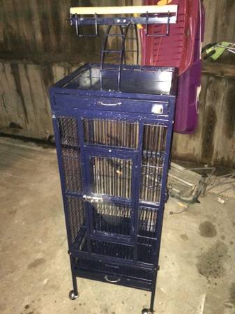 Wrought Iron Parrot Cage 18x18x57 (Biddeford)