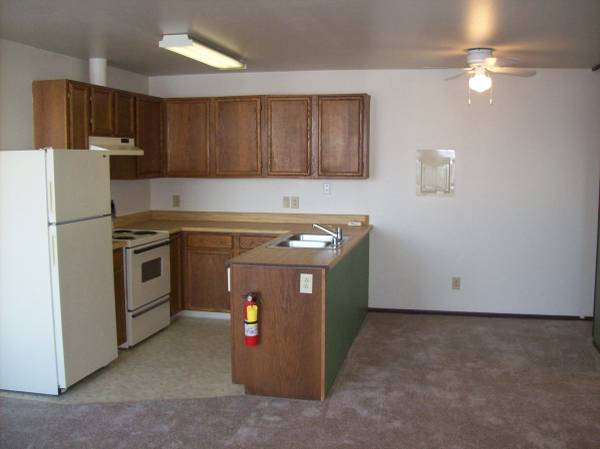 x00241095  Two bedroom available NOW for 1,095