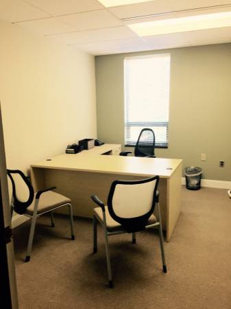 x0024795  beautiful brand new window office, hardwood floor, proffesional office (fairfax)