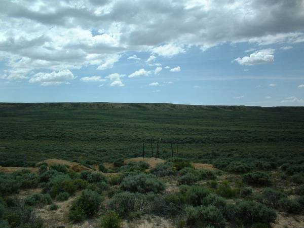 x002419500  Wyoming, Sweetwater County, 40 Acres near Rawlins. TERMS 195Month (SE14 NE14 SECTION 33  Township 22 Nort)