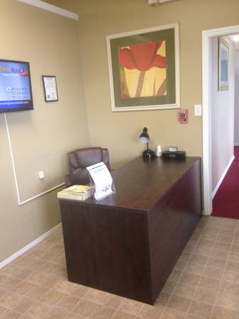 x0024300  Oficinas Profesionales Economicas ( Cerca de Hunters Creek) (Orlando)
