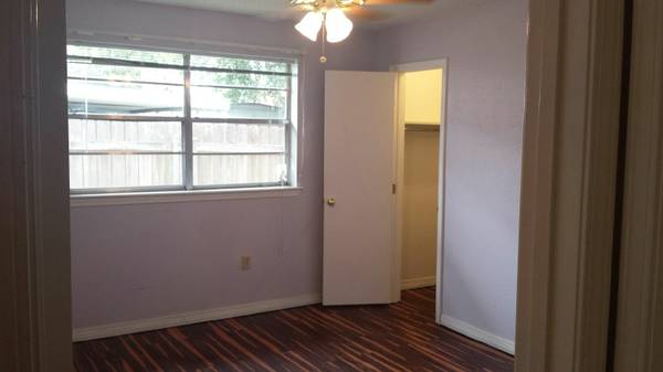 x0024350  room for rent (westbank  gretna)