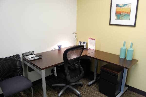 x0024499  Heres the Perfect Office Space for YOU Call to See it Today. (Nashville Airport)
