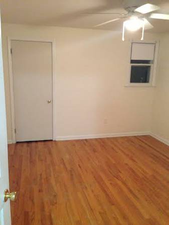 x0024500  one bedroom available near UD (Newark)