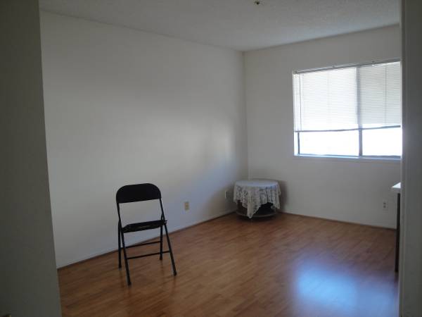 x0024590  Room for Rent in Alhambra (Alhambra)