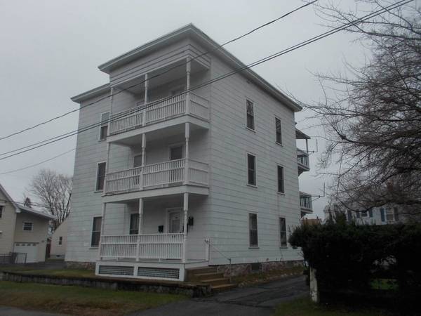 x0024400  Rooms for rent (Rochester)