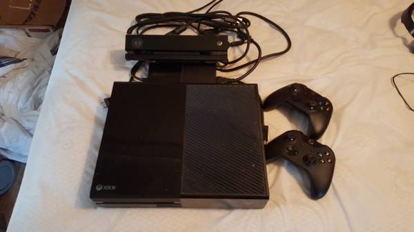 xbox one 500gb with kinect all wires,5 games 2 wireless controllers and turtle b