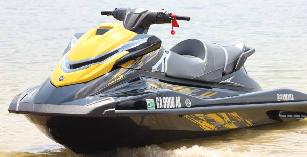 Yamaha Waverunner Closeout (Superior)