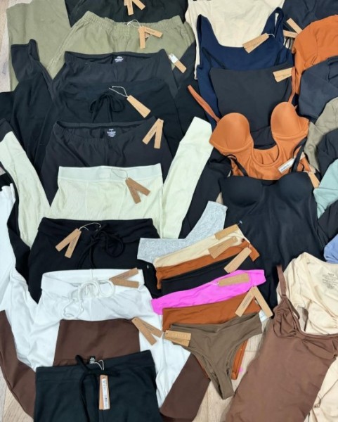 Buy Skims Wear Pallet