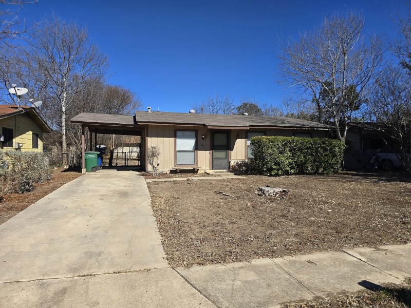 For Rent in Greenberry Dr, San Antonio, TX 78227 / $600monthly