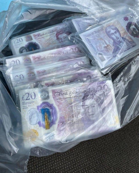 High Quality Undetectable Counterfeit Banknotes.AND CLONE CARDS 