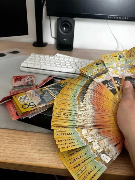 Buy HIGH QUALITY UNDETECTABLE COUNTERFEIT BANKNOTES ONLINE