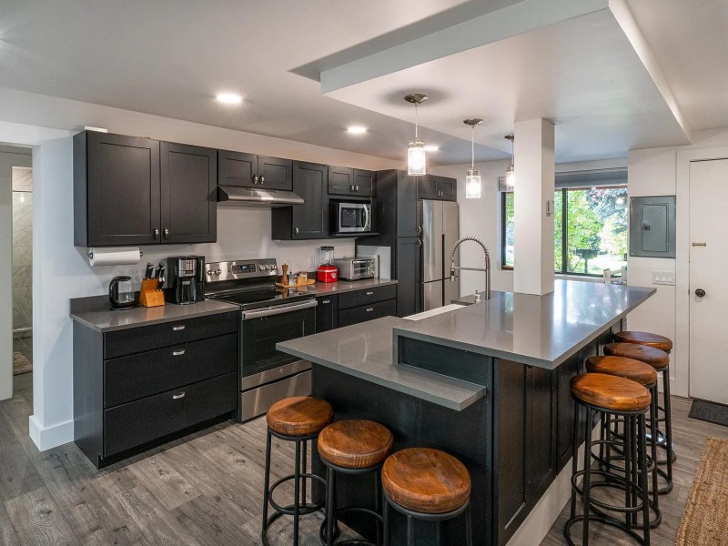 3BED/ Vine St, Aspen, CO 81611/ $800monthly